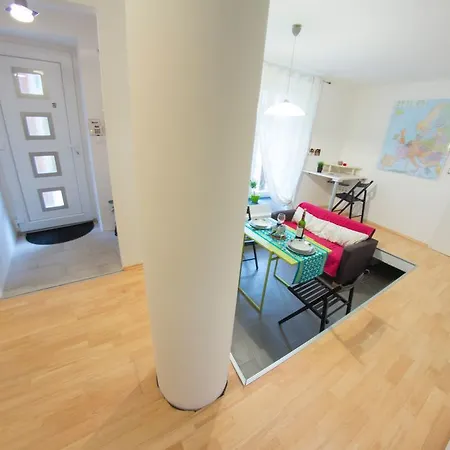 L Apartman
